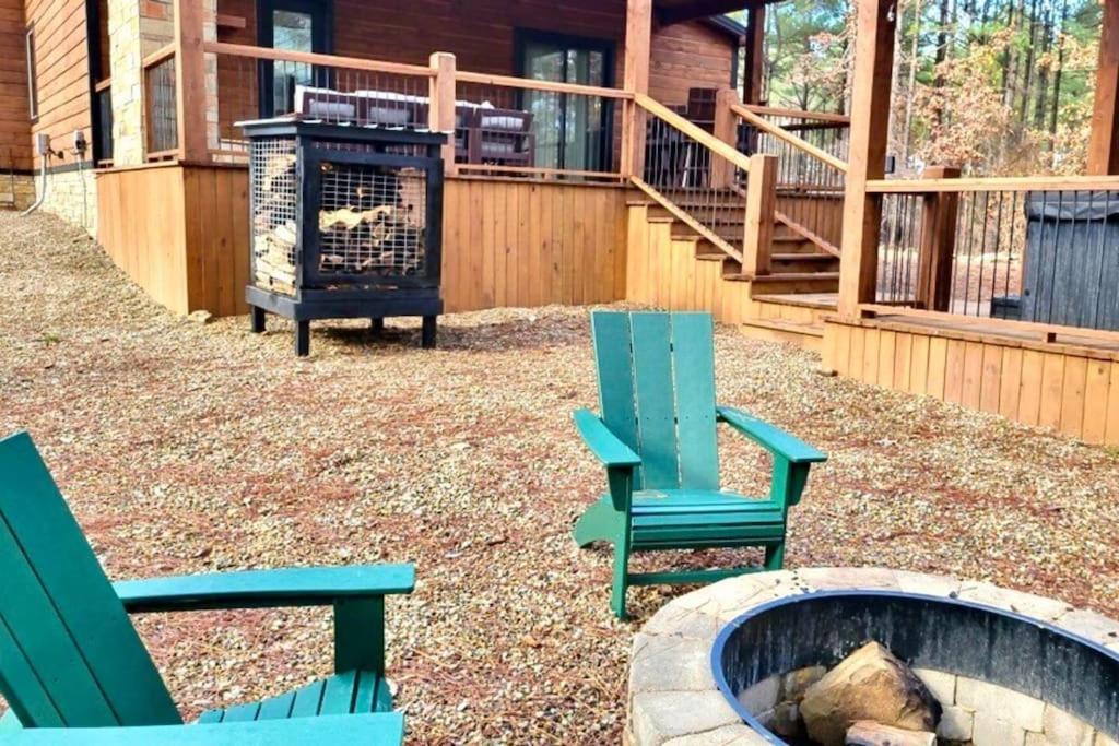 The Blaylock Cabin, 2 King, Hot Tub, Pet Friendly! 布罗肯鲍 外观 照片