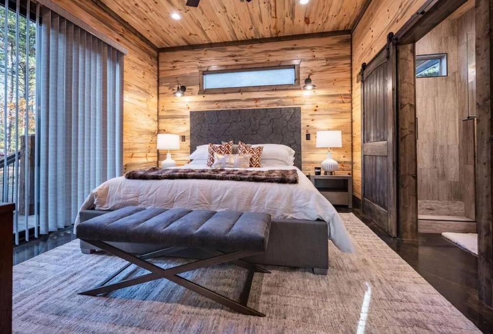 The Blaylock Cabin, 2 King, Hot Tub, Pet Friendly! 布罗肯鲍 外观 照片