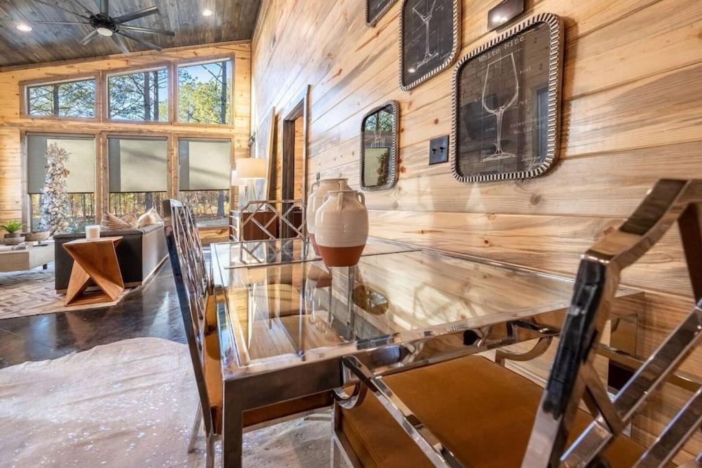 The Blaylock Cabin, 2 King, Hot Tub, Pet Friendly! 布罗肯鲍 外观 照片